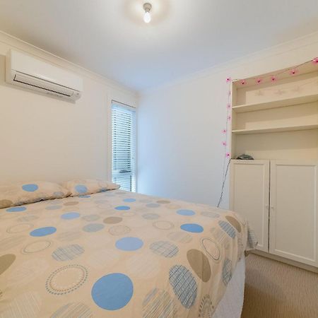5B Genesta Street, Cowes Villa Екстериор снимка